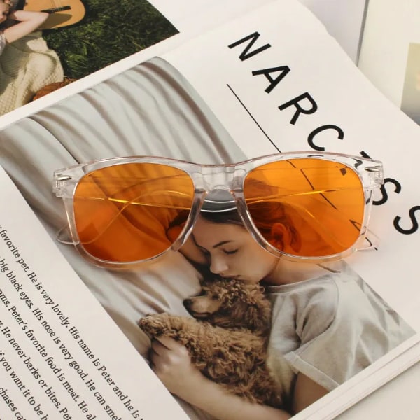 Vazrobe Vita Solglasögon Dam Man Klassisk Design Solglasögon i plast för vuxna Röd Svart Gul Lila Båge clear orange