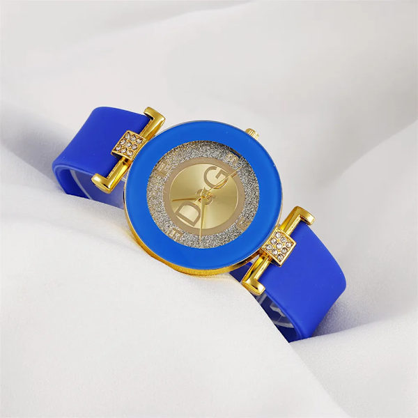 Enkla Svart Vit Kvarts Klockor Dam Minimalistisk Design Silikonarmband Armbandsur Big Dial Dammode Creative Watch 2022 Red