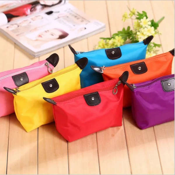Tjejresor Toalettartiklar Smink Kosmetisk påse väska Clutch Handväska Portmonnäer Case Kosmetisk väska för kosmetika Sminkväska Organizer Red