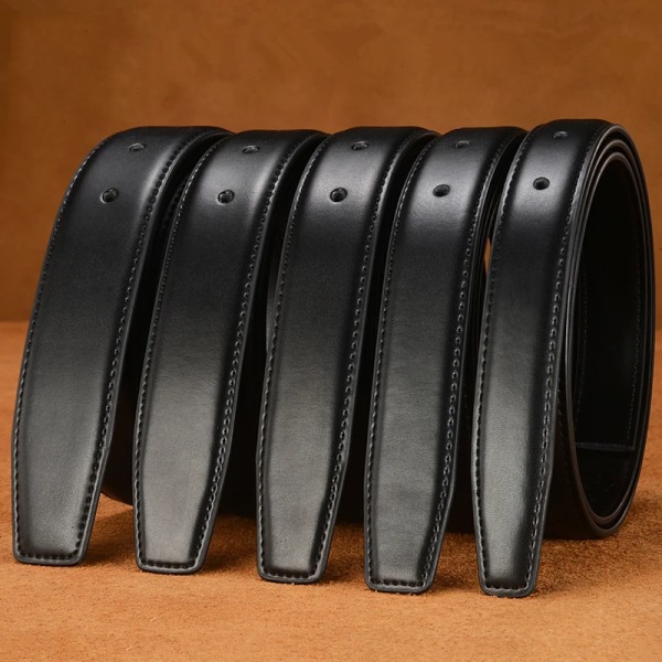 2,4 cm 2,8 cm 3,0 cm 3,2 cm 3,5 cm 3,8 cm Bälte i äkta läder Inget spännnål Spänne Midjerem Bälten Boby Utan spänne Herr Damer 3.0cm 1 piece 115CM