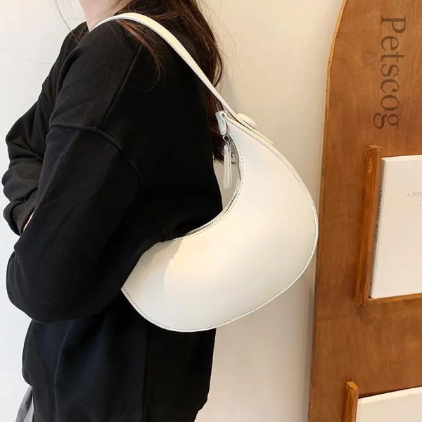 Mode Vita Axelväskor För Kvinnor Pu Läder Enfärgad Half Moon Crossbody Bag Designer Dam Handväskor Dam Underarmsväskor White (20cmMax Length30cm)