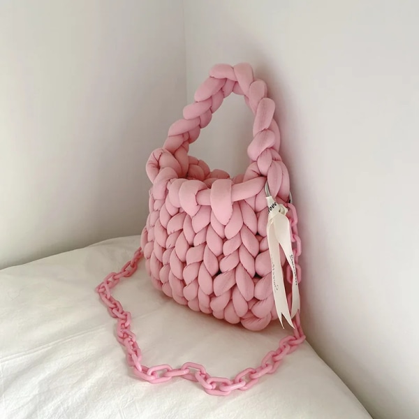 Repvirkad väska Handgjord akrylkedja Kvinnor underarmsväska Designer Stickning Crossbody-väskor för kvinnor Vävd tjock stickad väska pink chain