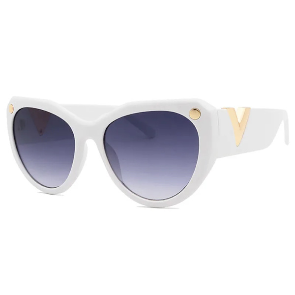 LOERHUNAR New Fashion Summer Cat's Eye Solglasögon Stor ram Retro Mode Dam utomhus Senior Solskyddssolglasögon White with the box