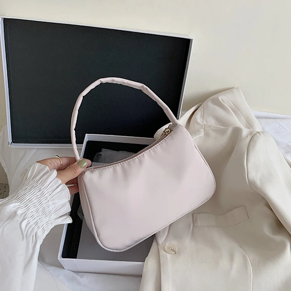 Dam Nylon Enfärgad Axelväska Dragkedja Liten Crescent Messenger Handväskor Lyx Designer Handväska Retro Dam Axelväskor Beige