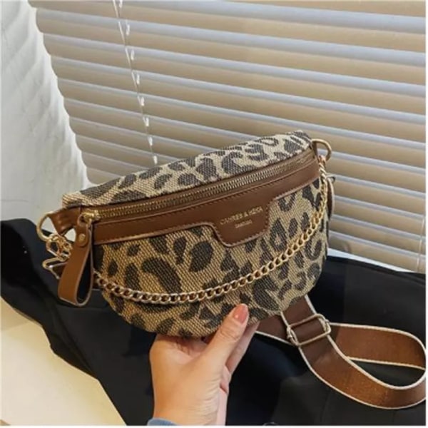 Nytt mode Leopard Kvinnor Midjeväska Kvinnliga Telefonväskor Dam Bröstband Bred axelrem Crossbody Små kedja Fanny Packs B