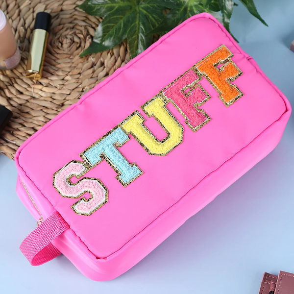 Heta brevlappar Nylon kosmetikaväska Clutch Kvinnor Mode Resor Smink kosmetiska väskor Påsar Ormar Prylar Smink Toalettväska Green Stuff Handle