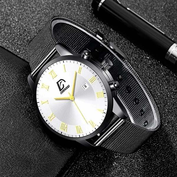 Minimalistiska herrklockor Lyxigt rostfritt stål Mesh -bälte Quartz Watch 2022 Herr Business Casual Sportklocka Mesh Silver White