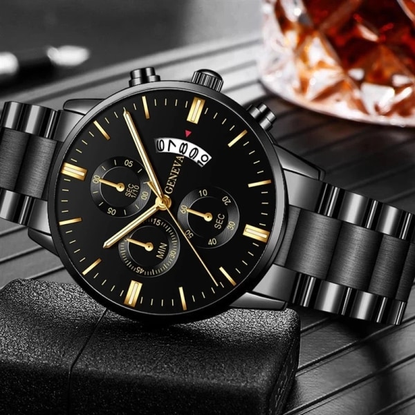 Mode Herr Sportklockor Lyx Herr Rostfritt stål Quartz Watch för Man Business Casual Watch Leather Black Gold