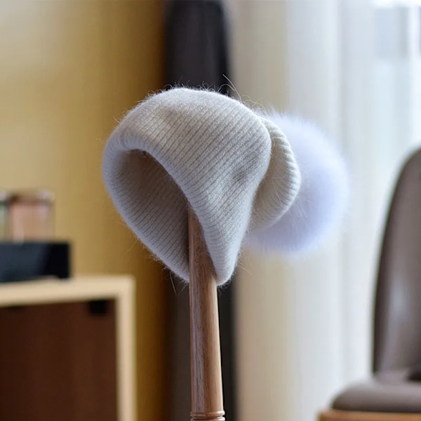 Vinter Pom Pom Stickade Mössor för Kvinnor Mode Mink Varma Pompoms Mössor Kvinnliga Trefaldiga Tjocka Hattar Gray
