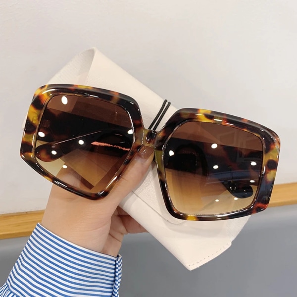 KAMMPT Oversize flerfärgat solglasögon Man Kvinna Trendigt mode Vintage Goggle Glasögon Lyx varumärkesdesign Man Kvinnliga nyanser leopard-tea as picture