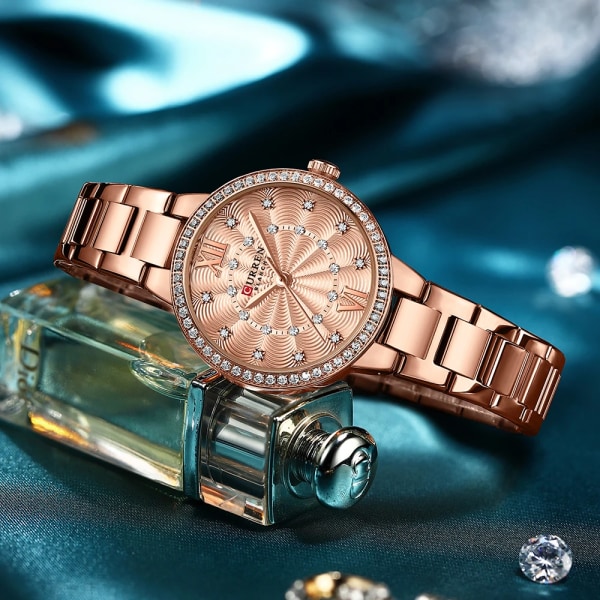 CURREN Quartz Armbandsur för kvinnor Luxury Rhinestones Rose Dial Modeklockor med band i rostfritt stål Nytt rose black