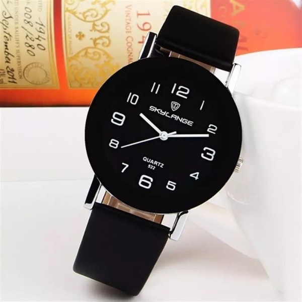 Watch Dammode Läder Svart Quartz Handled Casual Damklocka Relogio Feminino Reloj Mujer 2022 White