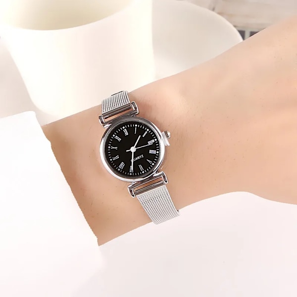 Mode Quartz Watch for Women Lyx Kvinnliga Klockor Watch Armbandsur Vit band i rostfritt stål Klassiska klockor Dagliga presenter Style1