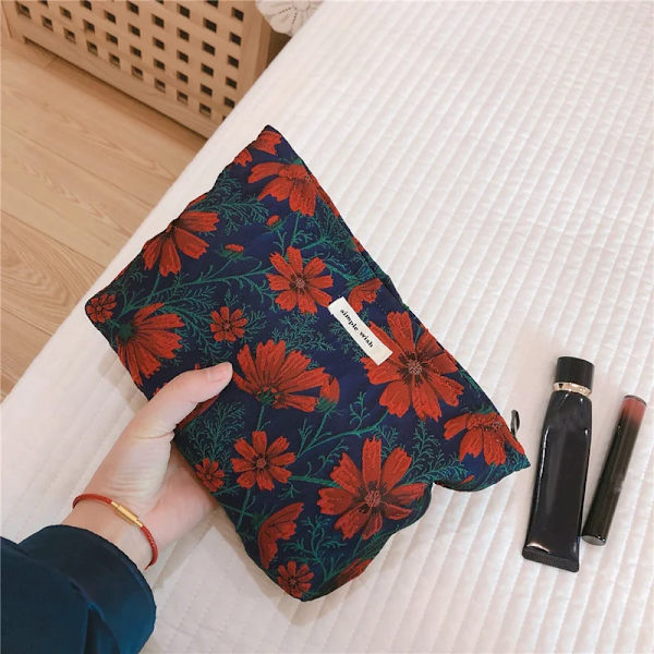 Canvastyg Damkosmetikväska Dam Clutch Nytt blommiga sminkväskor Rese sanitetsbinda Organizer Förvaringspåse U