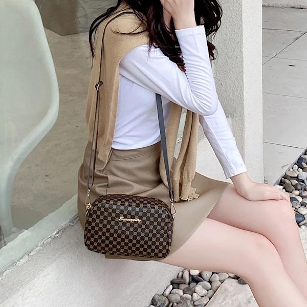 Damväska Ny Messenger Shoulder Liten fyrkantig väska PU-läder Casual Mobiltelefon Cross Body Bag Lyx Handväskor Designer S1 white