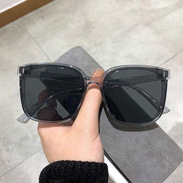 OIMG Vintage fyrkantiga solglasögon Dam överdimensionerade solglasögon Herr Retro Svarta Solglasögon Skärmar Goggle UV400 Oculos De Sol grey As Picture