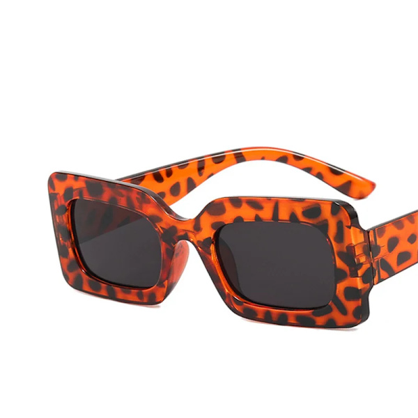Mode Vintage Fyrkantiga Solglasögon Dam Gradient Tea Solglasögon Sommar Resa Retro Glasögon Män Oculos De Sol Feminino leopard gray with pouch and cloth
