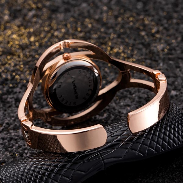 CANSNEW Relogio Feminino Mode Watch Kvinnor Armband Armband Klockor Lyxiga rostfritt stål Damarmbandsur Kvinnlig klocka Gold White
