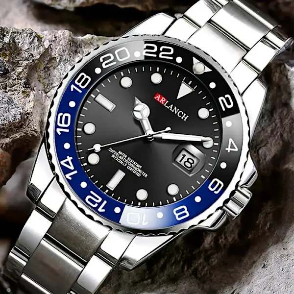 Klassisk watch Quartz Green Ghost Diver Series Rostfritt stål Vattentät kalenderklocka Business Luxury Watch Reloj Hombre 305H