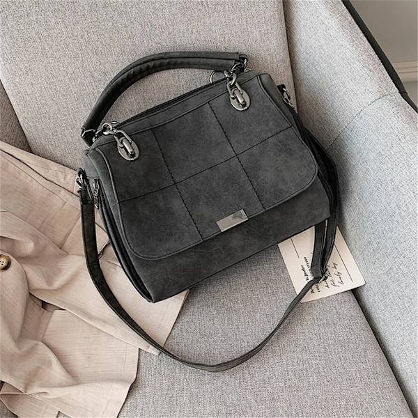Matt handväska för damer Scrub axelväska för kvinnor Crossbody-väska med stor kapacitet PU-läder Casual Tote Resehandväska Boston kvinnlig väska Black