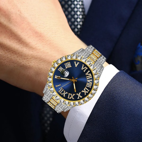 Iced Out Watch Herr Lyx Märke Full Diamond Herrklockor AAA CZ Quartz Watch Vattentät Hip Hop Man Klocka Present För Herr Silver Blue Set