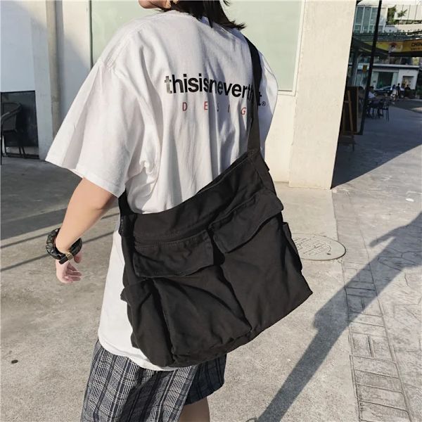 Axelväskor i canvas med stor kapacitet Solid mjuk denim Fritids- eller resväska för kvinnor Mode Fatchels Vinterpaket Brown Large Capacity Bag