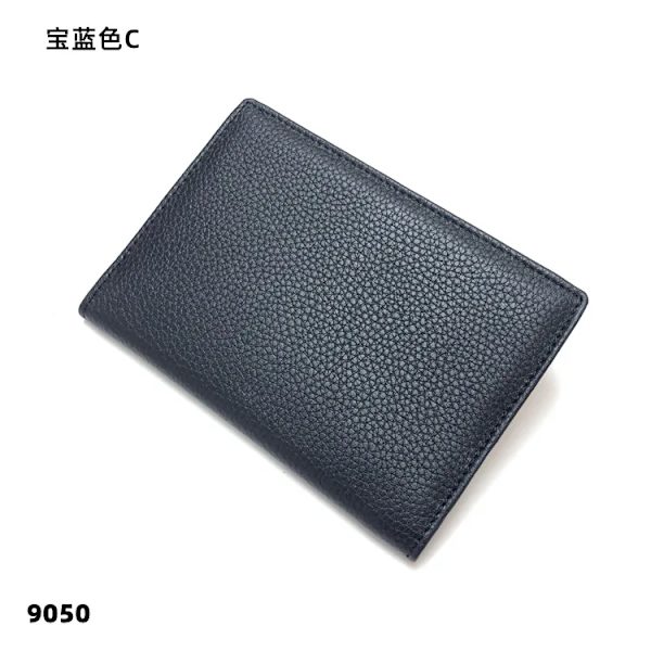 Gravera bokstäver Läder Cover Anpassat namn Mjuk kohud Resepasshållare Kvinnor Män Gör-det-själv-present Passfodral Case Navy blue