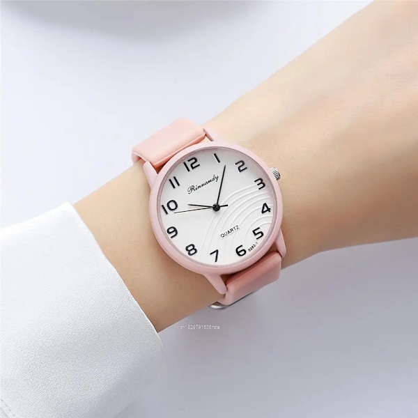 Mode Damklockor Fritid Grå Digital Enkel Watch Sport Silikonarmband Damklocka Armbandsur White