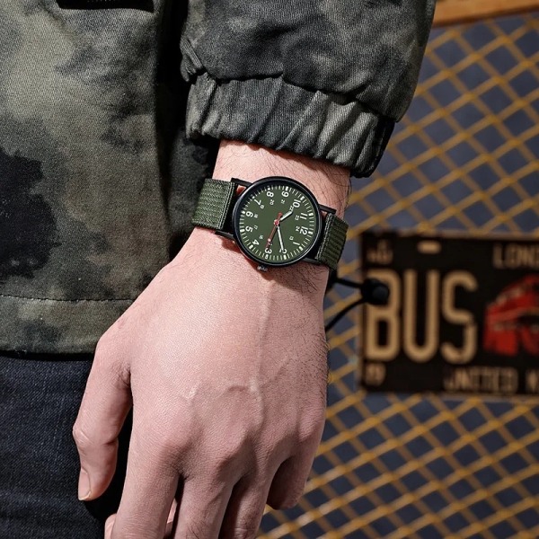 Herr Lyx Quartz Watch Army Soldier Military Watch Enkel Herr Canvas Armband Sportklocka Anlog Military Watch Black Black