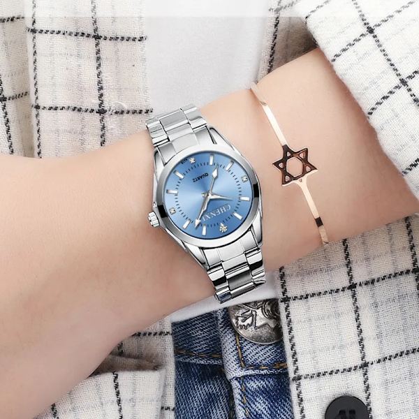 Lyxmärke Modeklockor Dam Xfcs Dam Rhinestone Quartz Watch Damklänning Klocka Armbandsur Relojes Mujeres Green