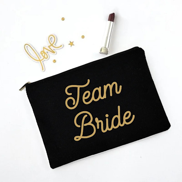 Team Bride Sminkväska Bachelorette Party Kosmetiska väskor Brudtärna Toalettartiklar Organizer Kvinnlig Förvaring Case Bröllopspresenter W01004-TBBK-D