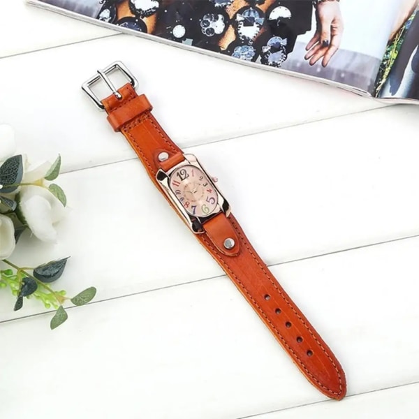 Mode Casual Damklocka Kunstläder Diamantband Avlångt case Quartz Watch kvinnor Coffee