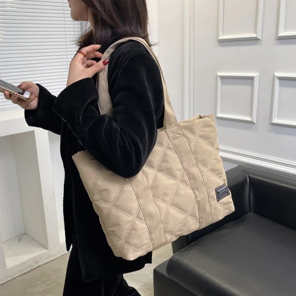 Canvas Shopper Axelväska För Kvinnor Mjuk bomull Kapacitet Shoppingväskor Mode Kvinnliga Tygväska Enkelaxelhandväska Black Shoulder bag