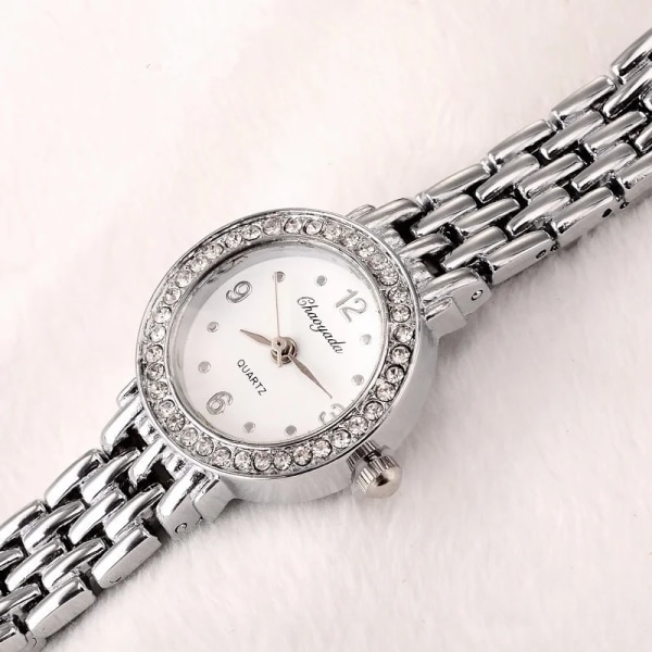 Damklockor Mode Silver Lyx Strassklocka Watch Damarmbandsur Klocka reloj mujer zegarek damski saati White