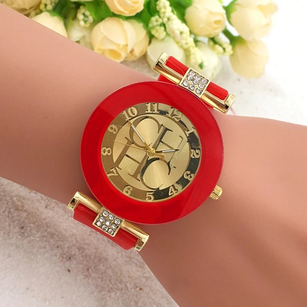 2023 Nya silikonklockor Kvinnor Casual Quartz Watch Dam Sport Guld Kristallklockor Hot Armbandsklocka Relogios Feminino blue