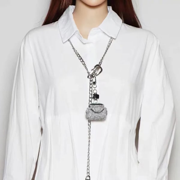 Internetkändisar Silver Kvinna Metallkedja Bälte Diagonal Span Mini Full Diamonds Midjeväska Tillbehör Ins Tide Tunn Rem silver waist chain 85cm