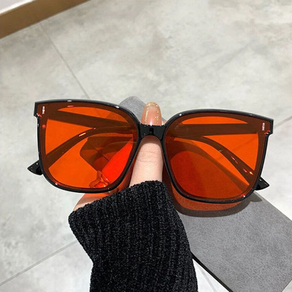 Mode Fyrkantiga Solglasögon Dam Designer Lyx Cat Eye Solglasögon Dam Klassisk Vintage UV400 Utomhus Oculos De Sol Black Red as picture