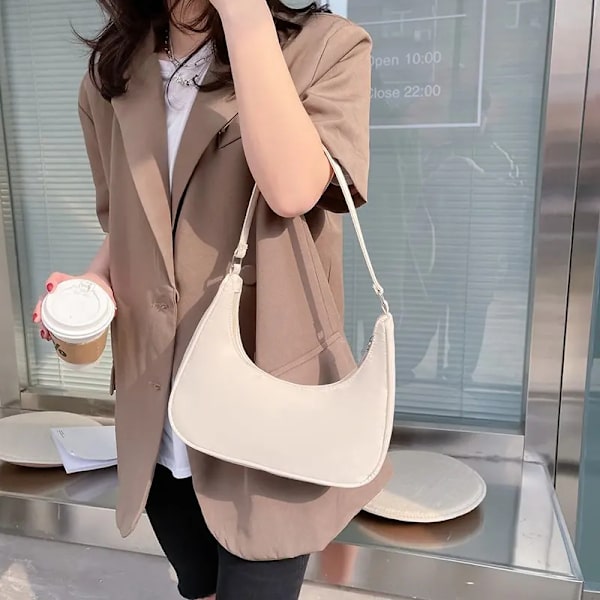 Damväskor Armhåla Axelväska Liten axelväska Nylon Underarmsväskor Clutch Dam Hobos Simple Handväskor Bolso Feminina Beige