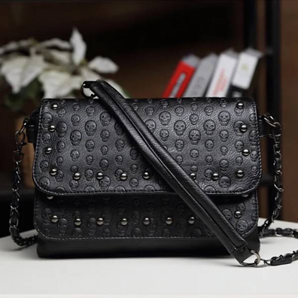 JIEROTYX England Style Skull Dam Crossbody Bag Läder Small Skull Axelväska Kedja Lyx Clutch Damväskor Designer black (20cmMax Length30cm)