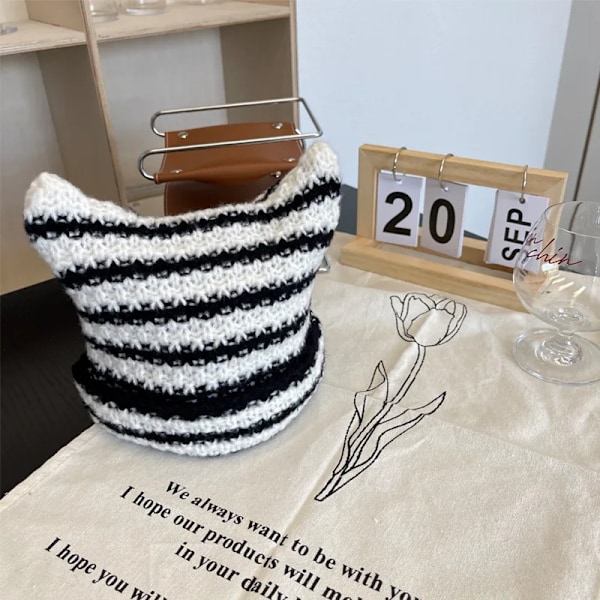 Harajuku Punk Gothic Stickad Kattöron Liten Djävulsmössa Millennium Kvinna Kawaii Designer Vinter Handgjord Beanie Keps för Kvinnor style 07