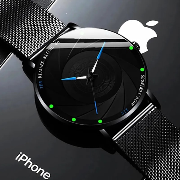 2022 Minimalistiska modeklockor för män Ultratunt rostfritt stål Mesh bälte Quartz Watch Herr Business Watch Montre Homme Mesh Black Blue