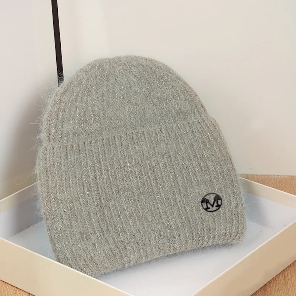 Ins Solid Shiny Color Beanies SkulliesLetter Kvinna Fluffig Vinterhatt För Matchande Varm Mjuk Present letter logo28