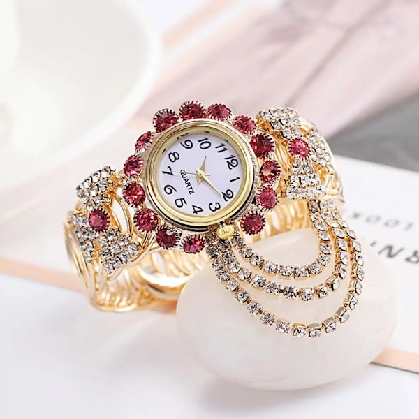 Rhinestone Quartz Watch Shiny Fashion Stable Performance Armband Watch för vardagen Red