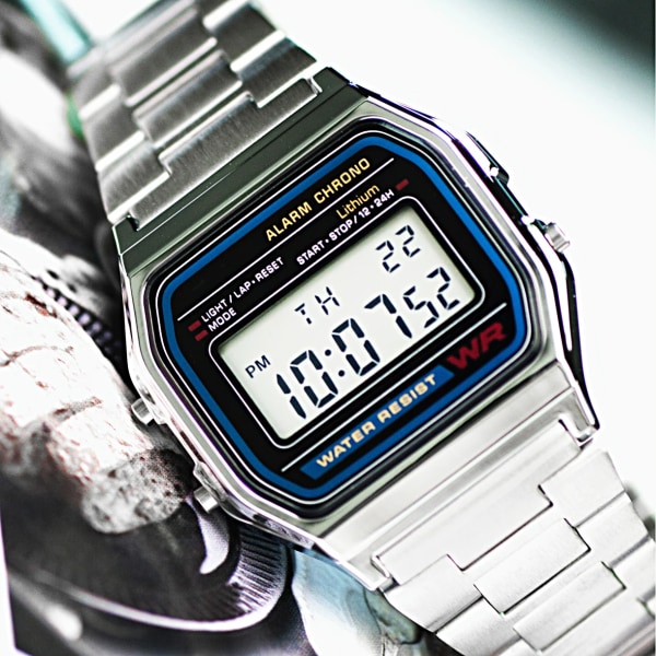 Lyx F91W watch Retro LED Digital Sport Watch Elektronisk Armbandsklocka Dam Herr Par Silver-1