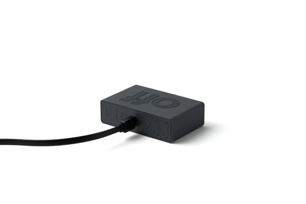 [zd]Lexon Design Flip Mini Vekkerklokke Mørkeblå Mørkeblå 68