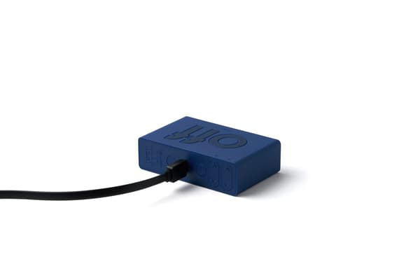 [zd]Lexon Design Flip Mini Vækkeur Mørkeblå Mørkeblå 68