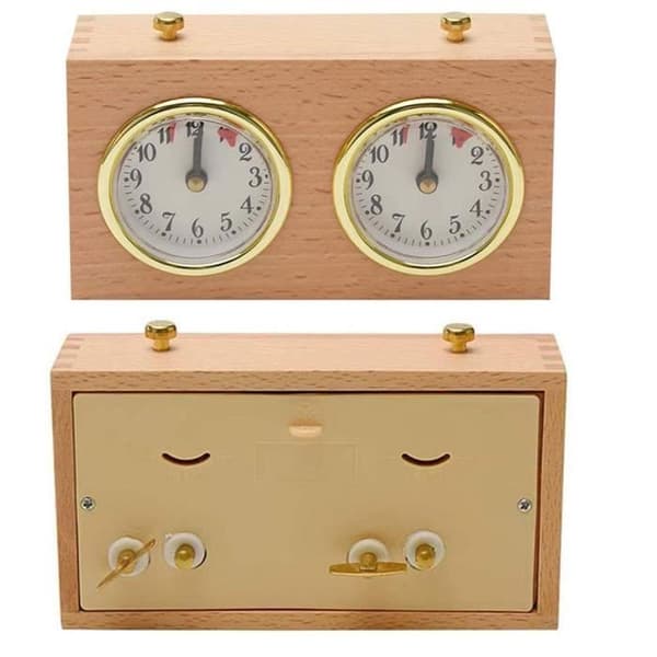 Schackklocka, analogt schackspel i trä, mekanisk timer, tävlingsräknare, hög kvalitet