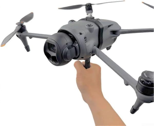 Håndholdt beslag til Mavic 4 Pro, designet for forbedret stabilitet og ydeevne.