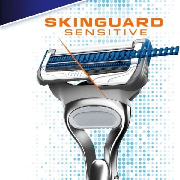 Gillette Skinguard Sensitive Razor Blades - Herr - Paket om 8 Vit