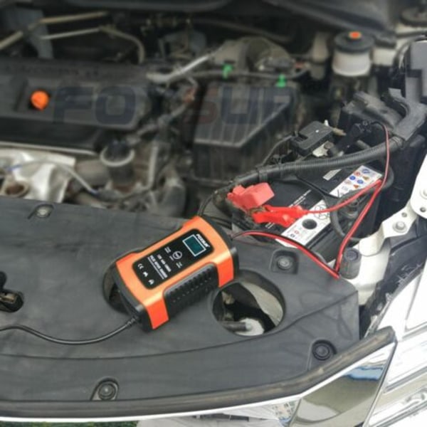 QQU-12V 5000mA Täysautomaattinen akkulaturi, tehostin ja apukaapelit autoille, moottoripyörille, mönkijöille, matkailuautoille, moottoriurheiluvälineille, veneille ja muille - DPZO